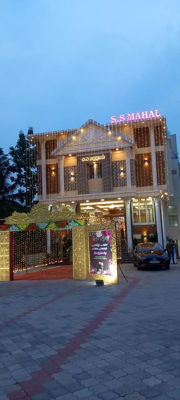 Facade at dusk at S.S Mahal
